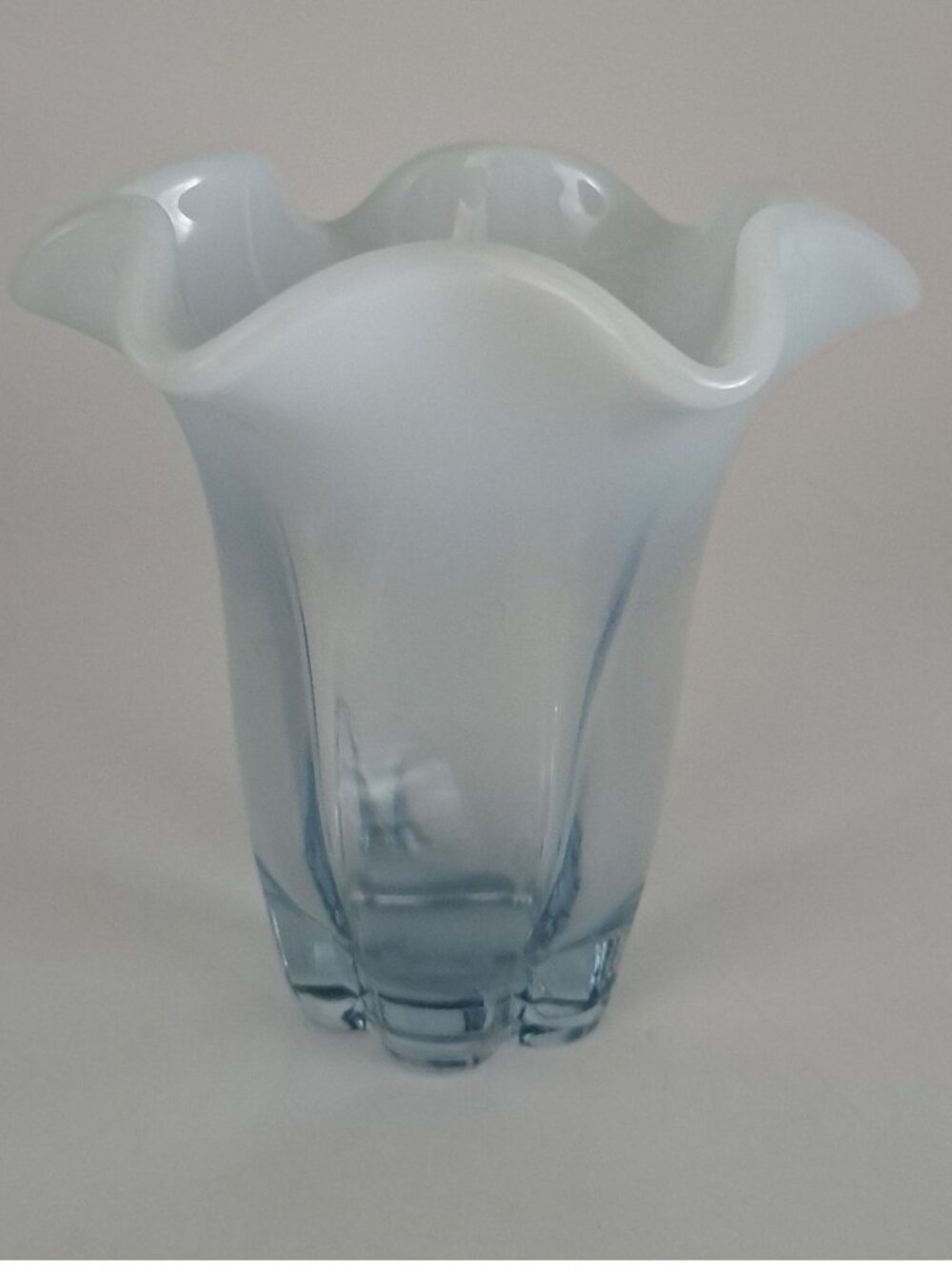 Duncan Miller Glass Canterbury Opalescent Blue Ruffled Rim Vase